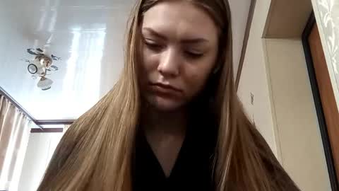 Sofia online show from April 9, 1:28 pm