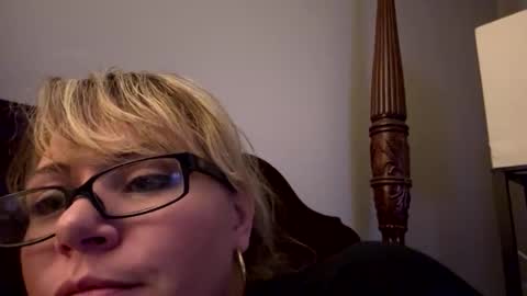 Marci Wallace online show from November 12, 5:21 am