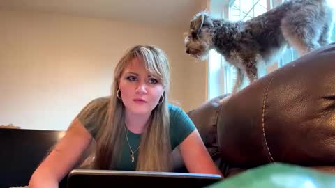 Marci Wallace online show from November 13, 7:16 pm