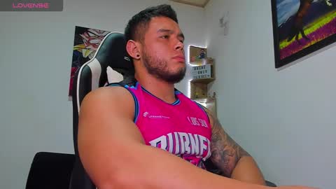 Snapshot of marco_diaz1 chatting on October 9, 1:44 am Marco Diaz online show from October 9, 1:44 am