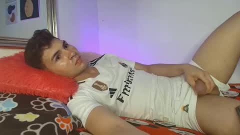 marcus_fire online show from October 13, 3:19 am