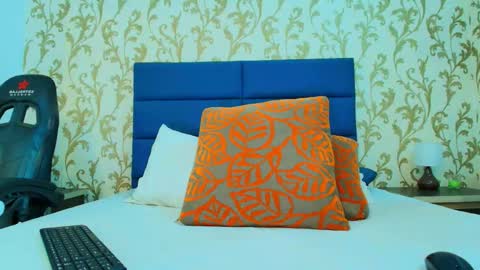 marcus_jeron online show from October 17, 11:31 pm