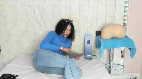 marfilastrom online show from October 21, 8:34 pm