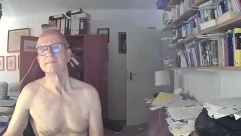 marginalie online show from October 10, 6:52 am