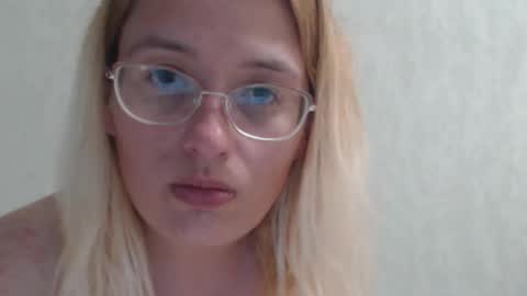 margo_shine online show from September 25, 3:19 pm