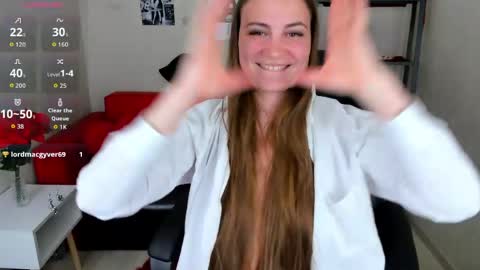 Margo online show from April 29, 3:50 pm
