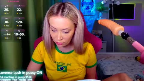 Snapshot of margohotty chatting on October 31, 4:13 am Margo for you online show from October 31, 4:13 am