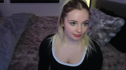 margot_robbie7 online show from February 5, 1:20 am