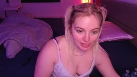 margot_robbie7 online show from December 16, 1:35 am