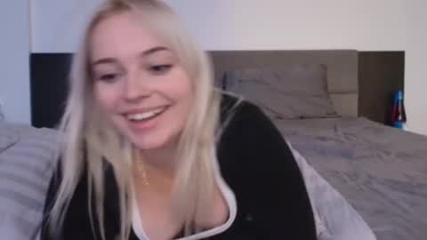 margot_robbie7 online show from September 16, 12:45 am