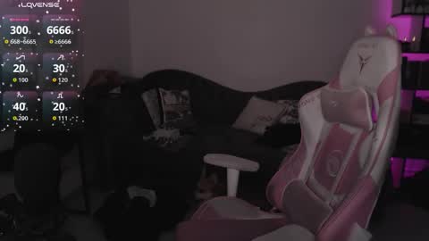 mari moore online show from October 1, 8:13 am