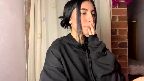 maria_6384 online show from February 17, 1:25 am