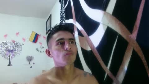 Mara and ngel online show from December 29, 12:30 am