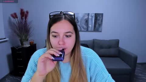 Maria online show from December 1, 7:06 am