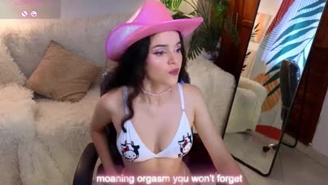 Maria Flowwer online show from February 26, 3:10 pm