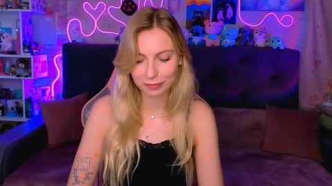 Maria online show from October 25, 5:08 am