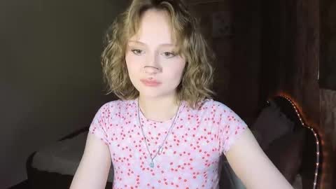 Maria online show from April 14, 11:52 pm