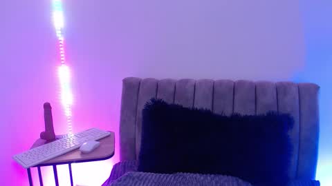 Marian online show from December 5, 3:17 am