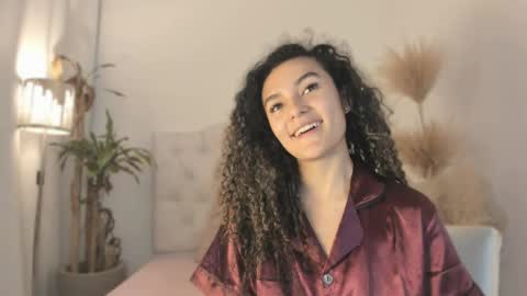 Marian online show from April 1, 10:18 pm