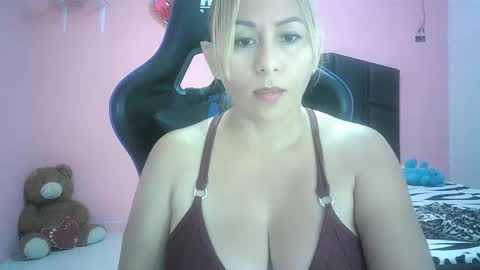 mariana995649 online show from January 13, 9:44 pm
