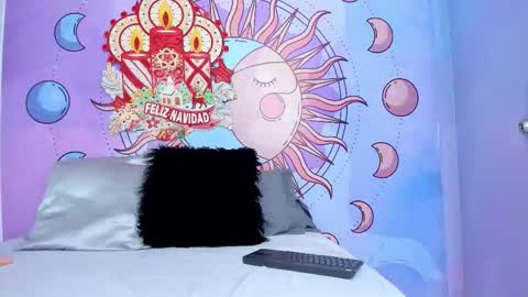 mariana_16_ online show from December 16, 4:57 pm