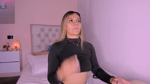 Mariana Roe online show from February 28, 6:32 am