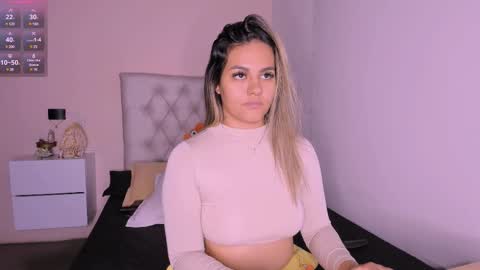 Mariana Roe online show from February 25, 10:15 am