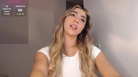 Mariana online show from November 10, 12:46 am