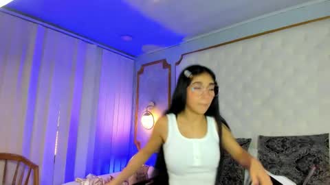 Mariana   online show from January 12, 11:06 am