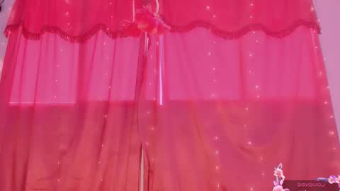 Mariana online show from October 24, 1:01 pm