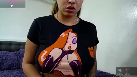 mariana_sara online show from March 4, 1:38 pm