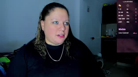 Snapshot of mariana_smittt chatting on January 8, 3:51 am   Independent Model online show from January 8, 3:51 am