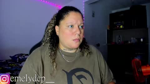 Snapshot of mariana_smittt chatting on September 23, 5:12 am   Independent Model online show from September 23, 5:12 am