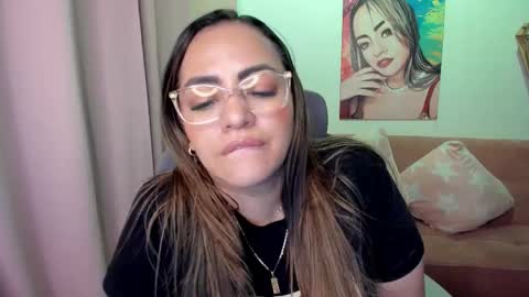 Mariana Lopez online show from November 24, 3:49 am