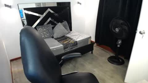 Mariana online show from June 13, 4:56 am