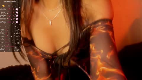 mariana williams online show from December 5, 1:20 am