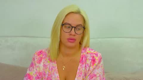 Maria online show from June 10, 6:34 am