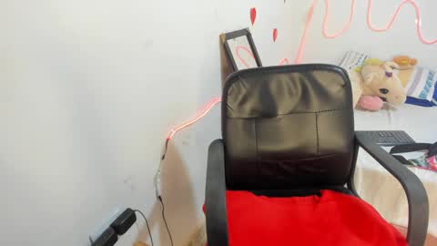 Mariangel online show from March 7, 3:19 am