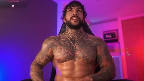 Mariano Costa online show from November 25, 3:05 am