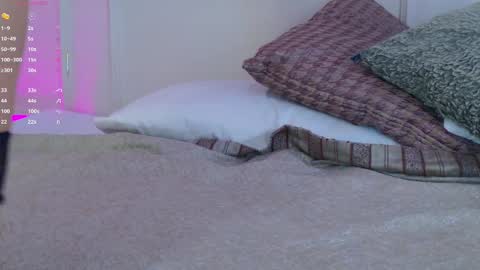 Maria Pettit online show from September 22, 12:20 pm