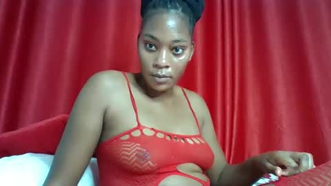 Pauline online show from November 23, 9:46 pm