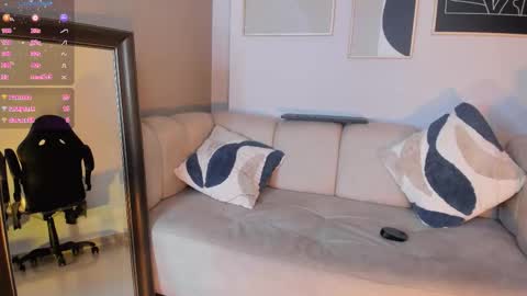 marie_bass online show from November 11, 1:24 pm