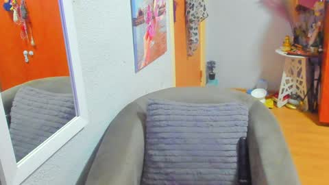 Marie   online show from February 5, 9:46 am