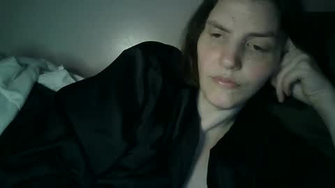 Snapshot of mariejojo chatting on October 21, 7:35 am Mariejojo online show from October 21, 7:35 am