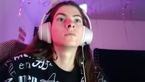 Mariie online show from January 4, 4:32 pm