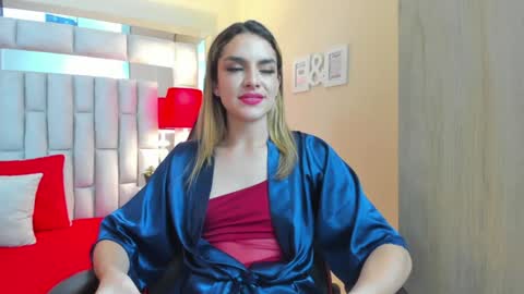 mariiahneedles online show from January 7, 9:35 pm