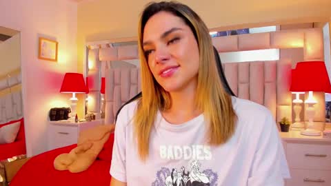 mariiahneedles online show from January 3, 10:29 pm