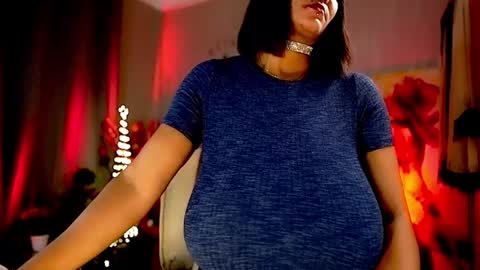 Snapshot of mariicha chatting on February 1, 6:54 am Nikita - Scroll down and read my bio please. New Pictures in Bio online show from February 1, 6:54 am