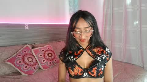 Luna Dulk online show from April 16, 4:29 pm