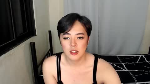 Snapshot of marikosue01 chatting on February 11, 1:51 pm marikosue online show from February 11, 1:51 pm